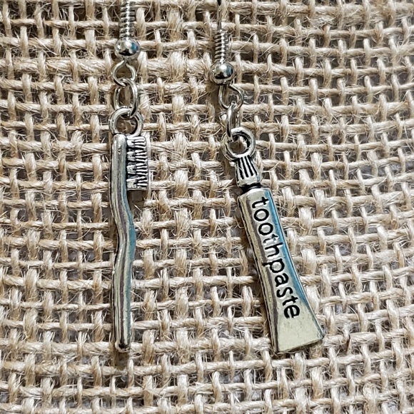 Other - Toothbrush and toothpaste earrings